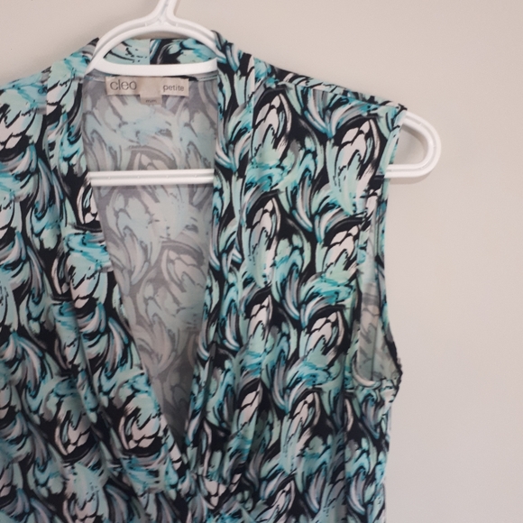 Petite Teal Patterned Sleeveless Top - Picture 3 of 8